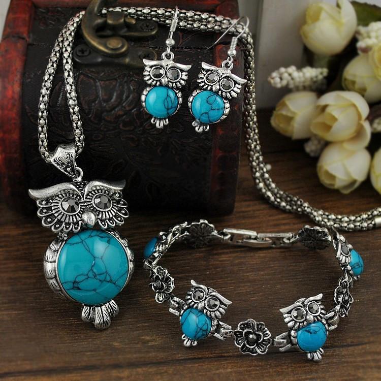 Vintage Style Owl Jewelry Set -